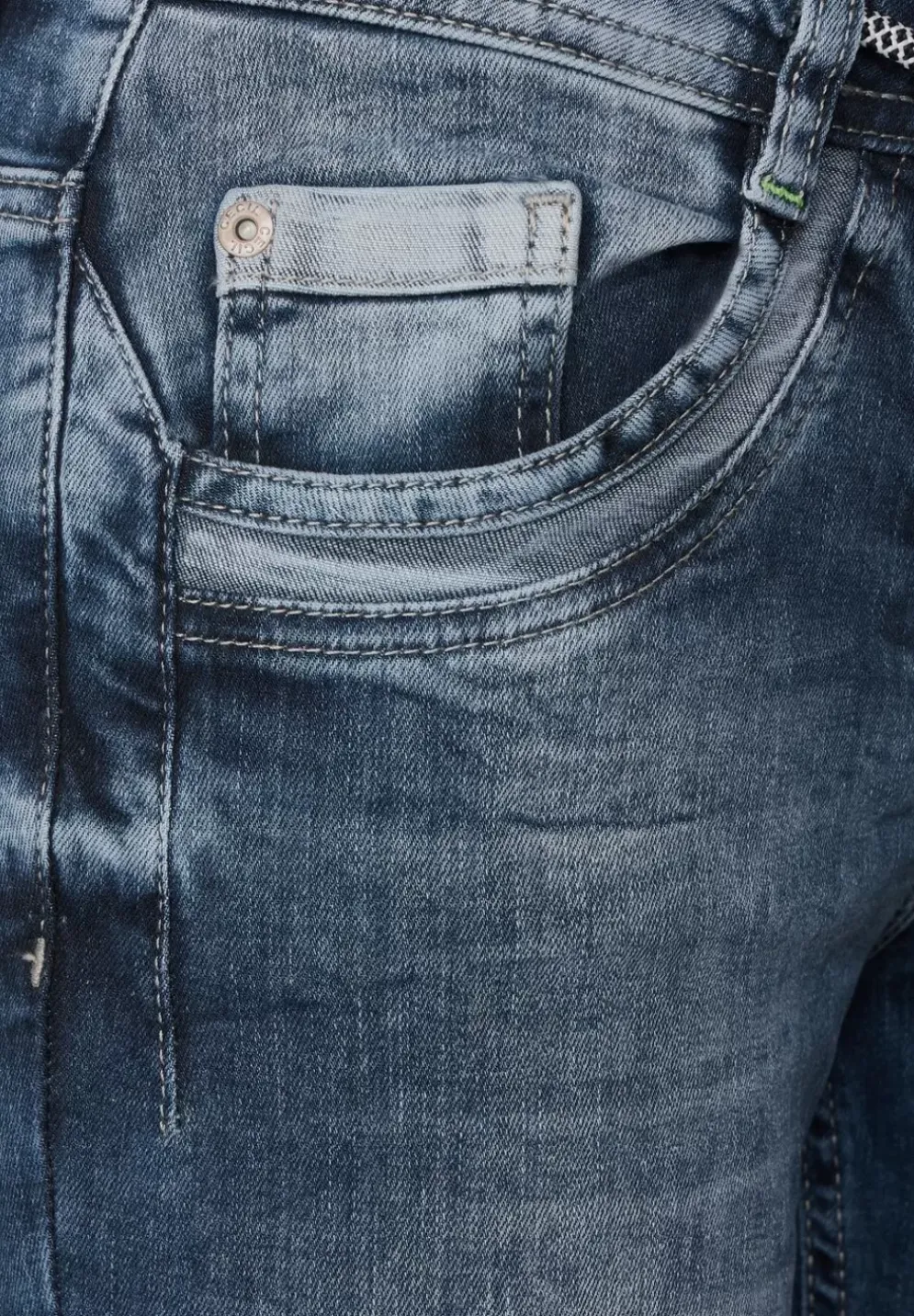 Loose Fit Jeans In 3/4-Lange