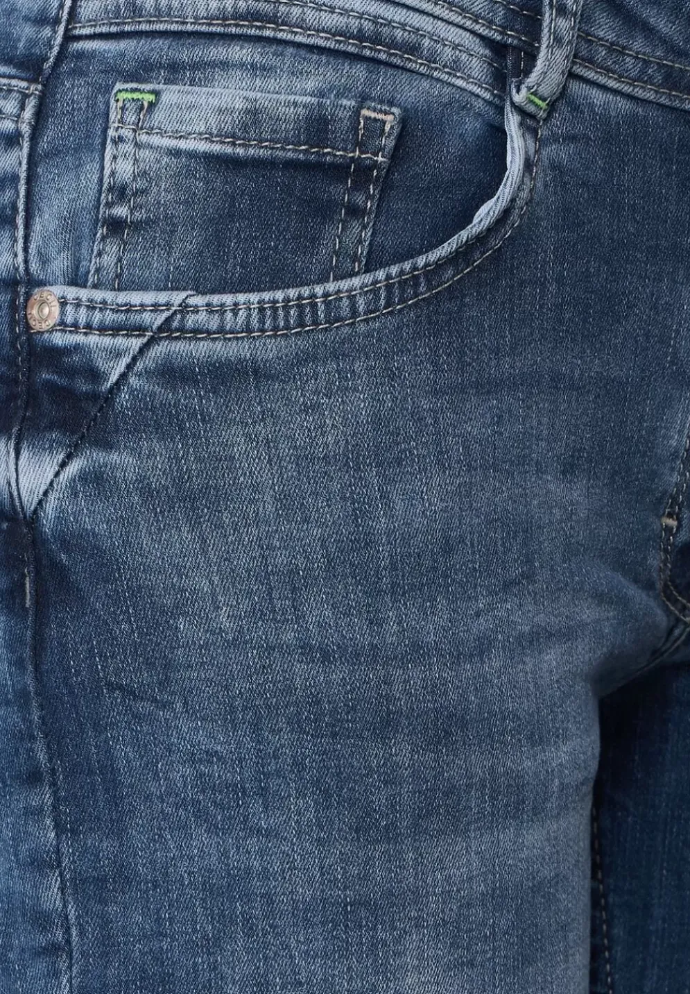Loose Fit Jeans In 3/4-Lange