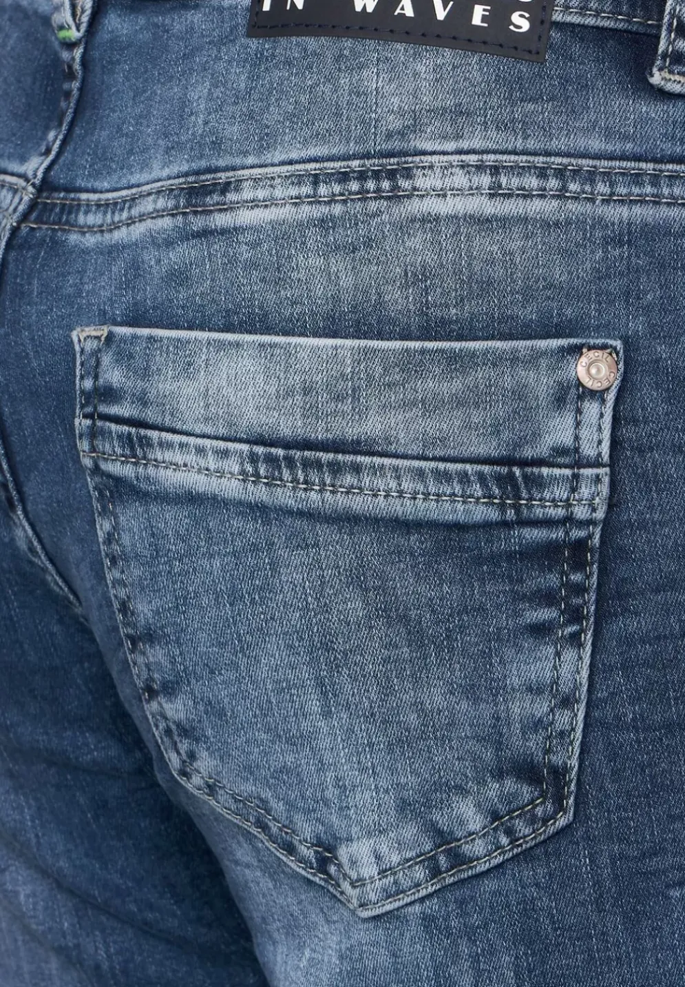Loose Fit Jeans In 3/4-Lange