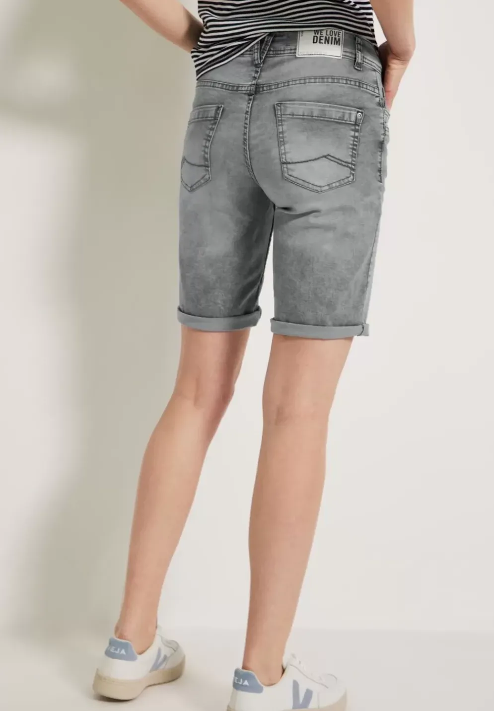 Loose Fit Jeansshorts