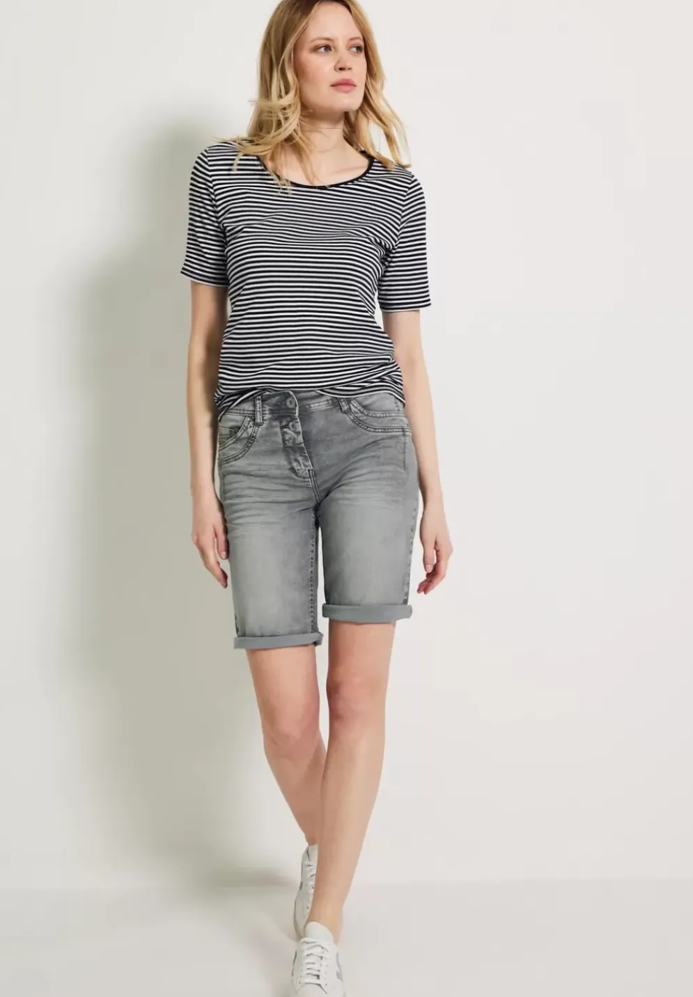 Loose Fit Jeansshorts