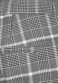Loose Fit Karohose