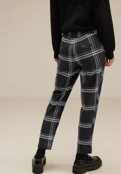 Loose Fit Karohose
