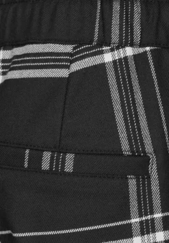 Loose Fit Karohose