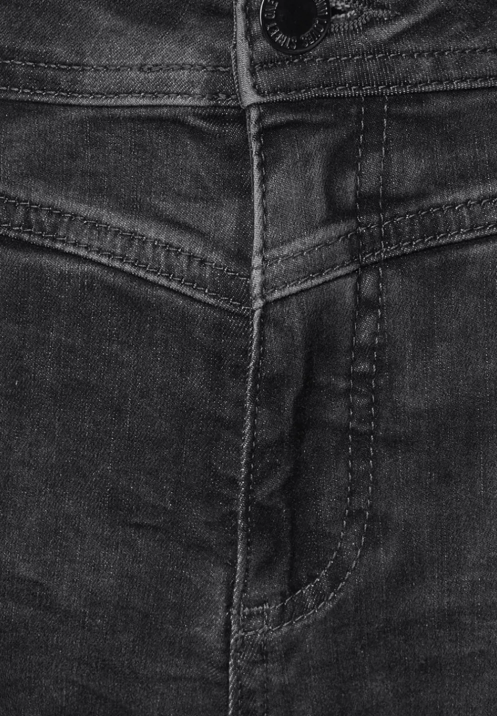 Loose Fit Mom Jeans