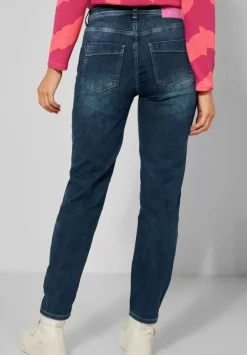 Loose Fit Mom Jeans