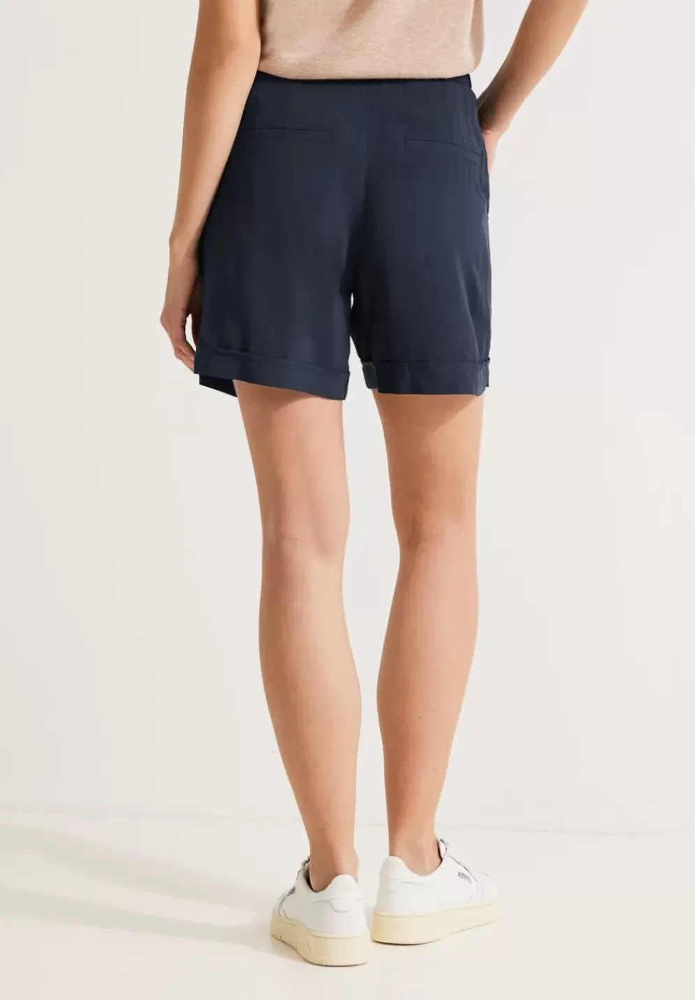 Loose Fit Paperbag Shorts