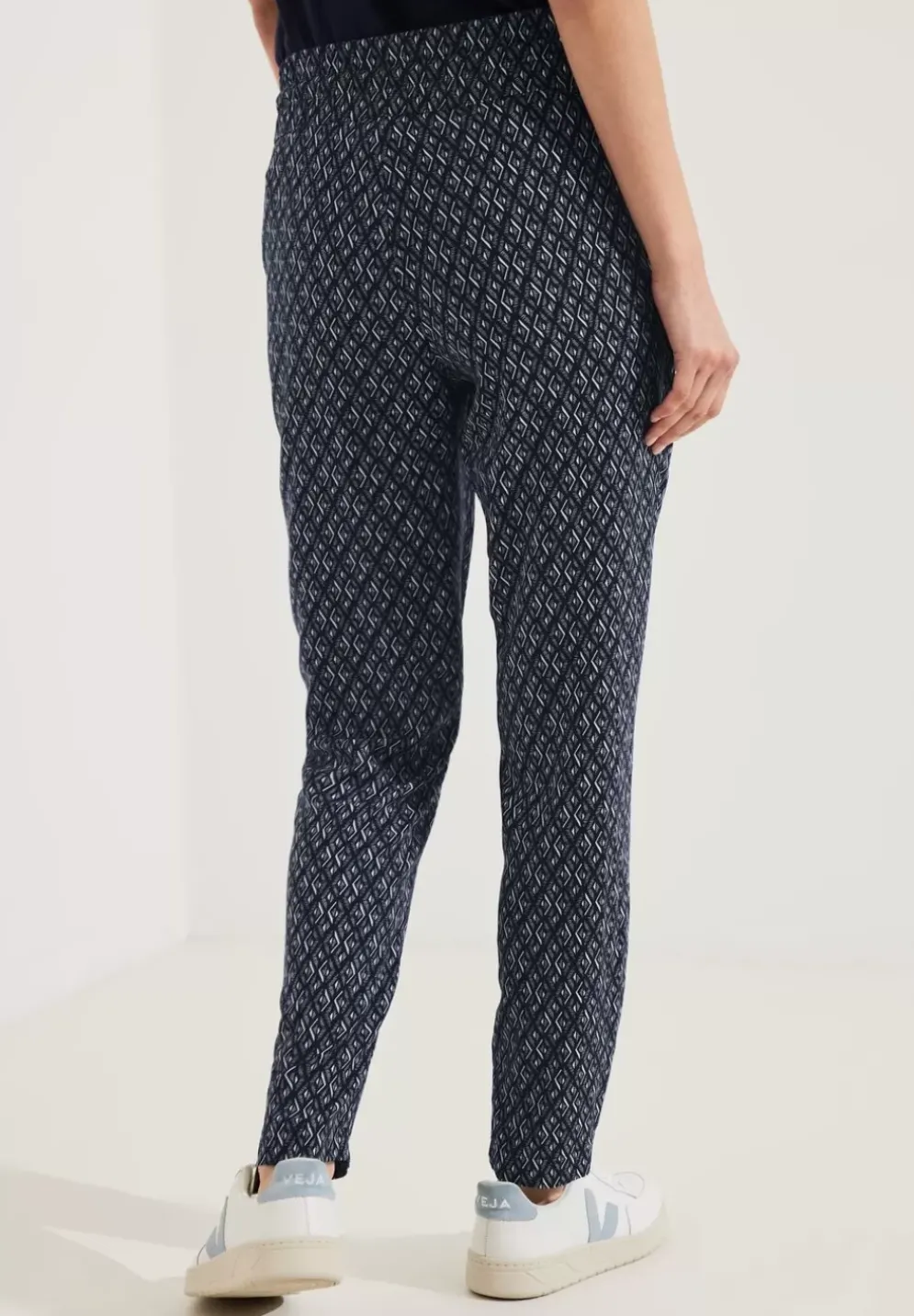 Loose Fit Print Hose