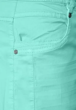 Loose Fit Stretch Shorts