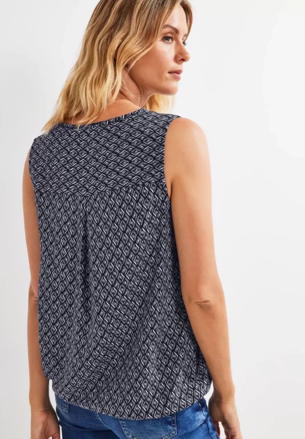 Minimal Print Bluse
