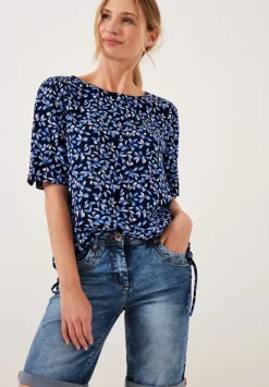 Minimalmuster Bluse