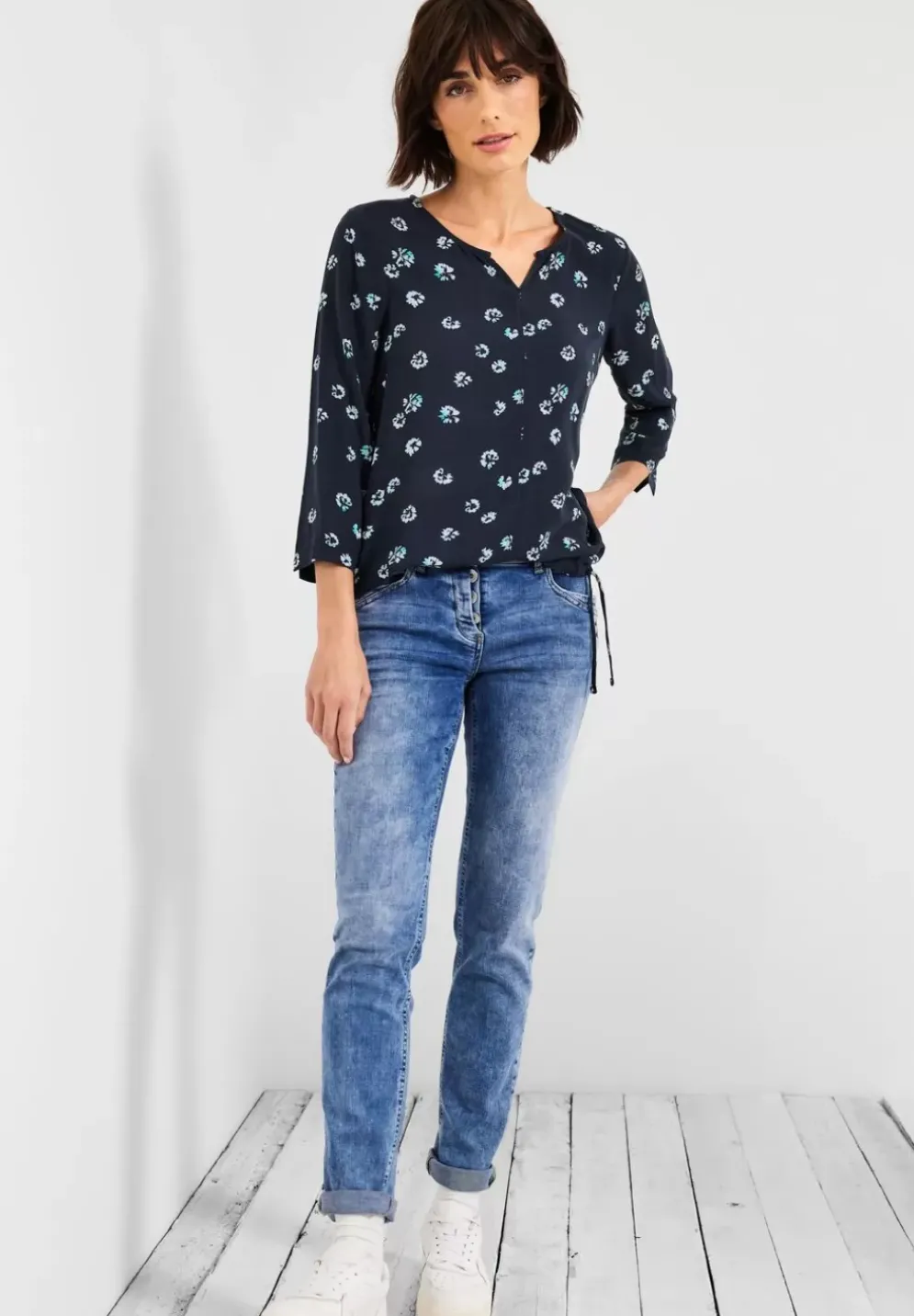 Minimalprint Bluse