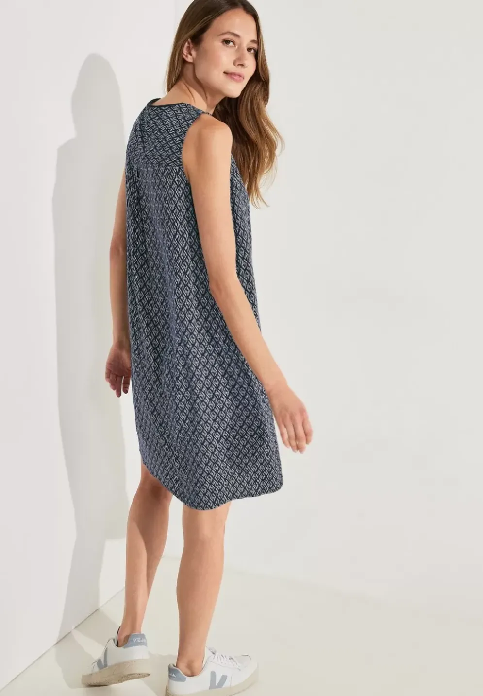 Minimalprint Kleid