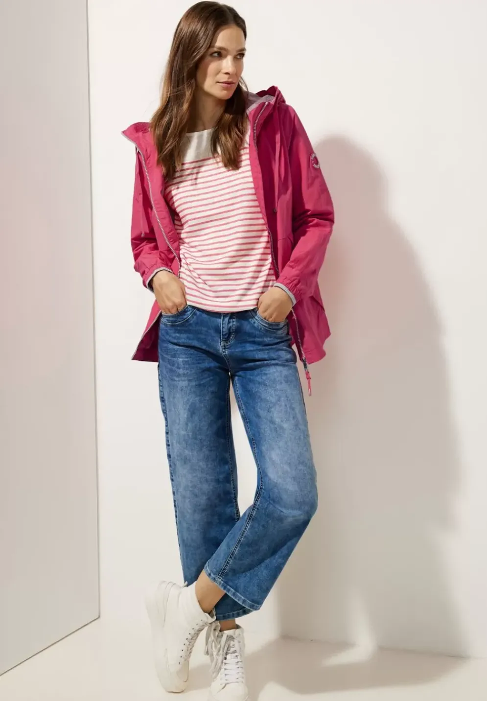 Moderner Windbreaker