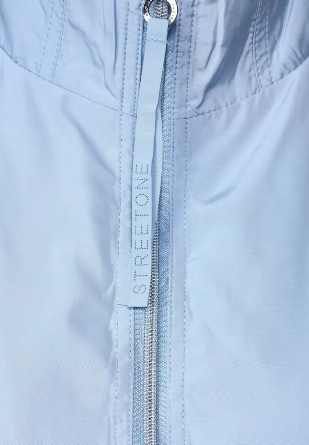 Moderner Windbreaker