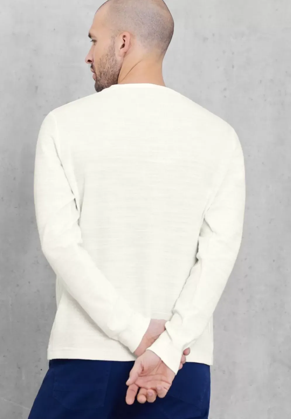 Modernes Langarmshirt