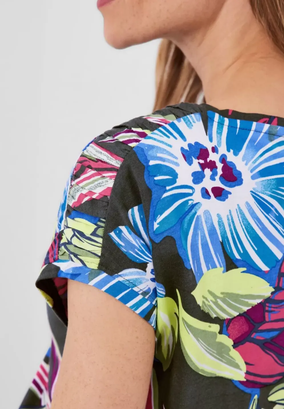 Multicolor T-Shirt