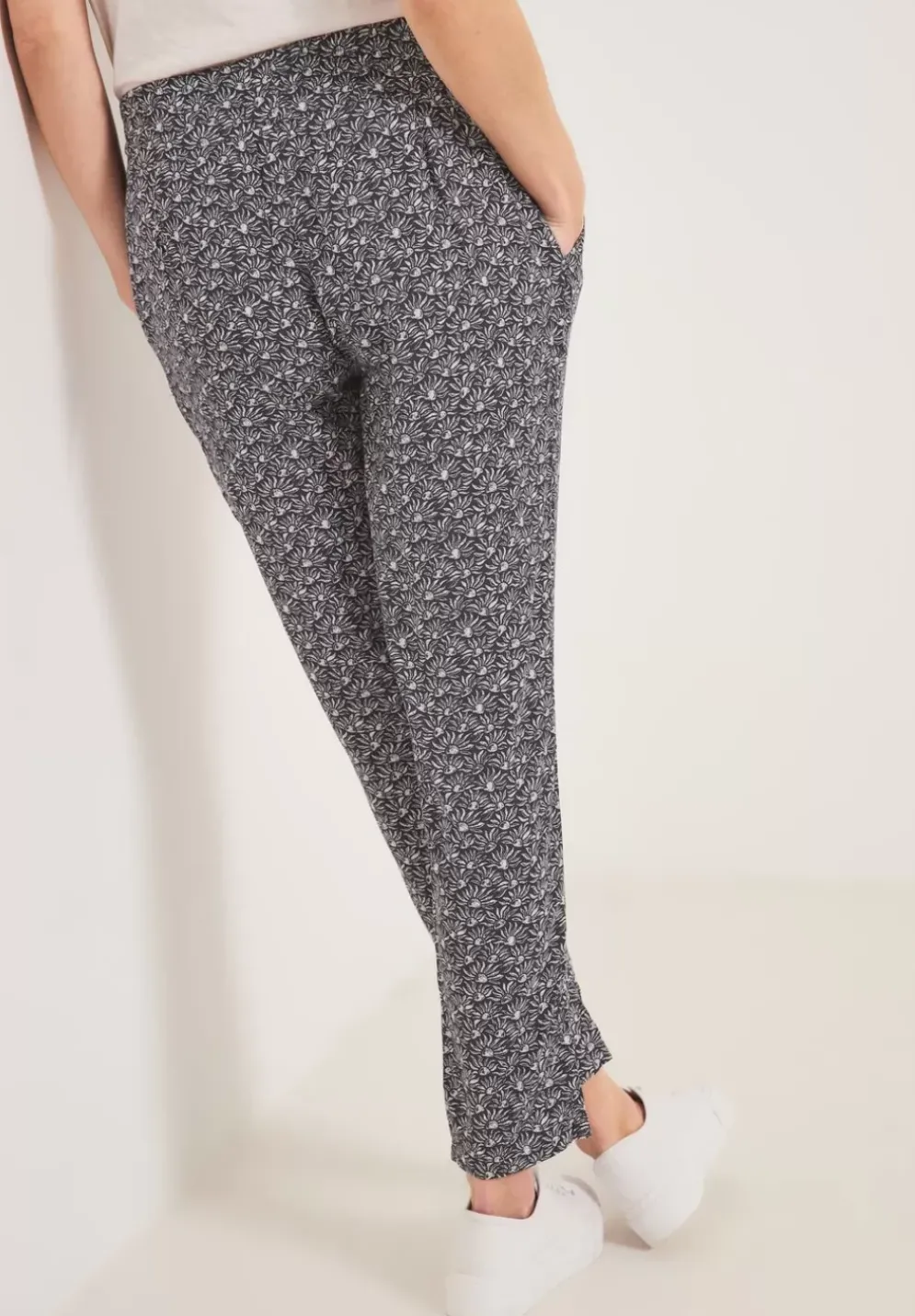 Print Casual Fit Hose