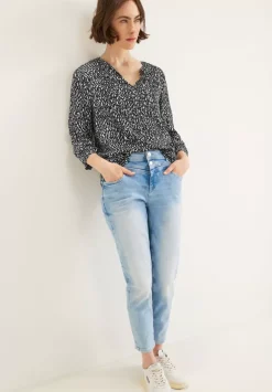 Printbluse Mit Smokdetails
