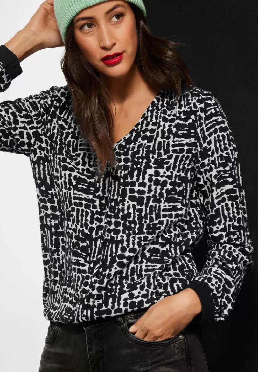Printbluse Mit V-Ausschnitt