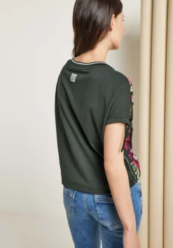Printshirt Im Materialmix