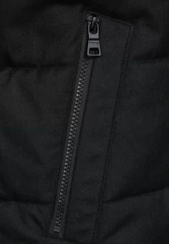Pufferjacke Im Materialmix