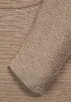 Pullover In Strukturoptik