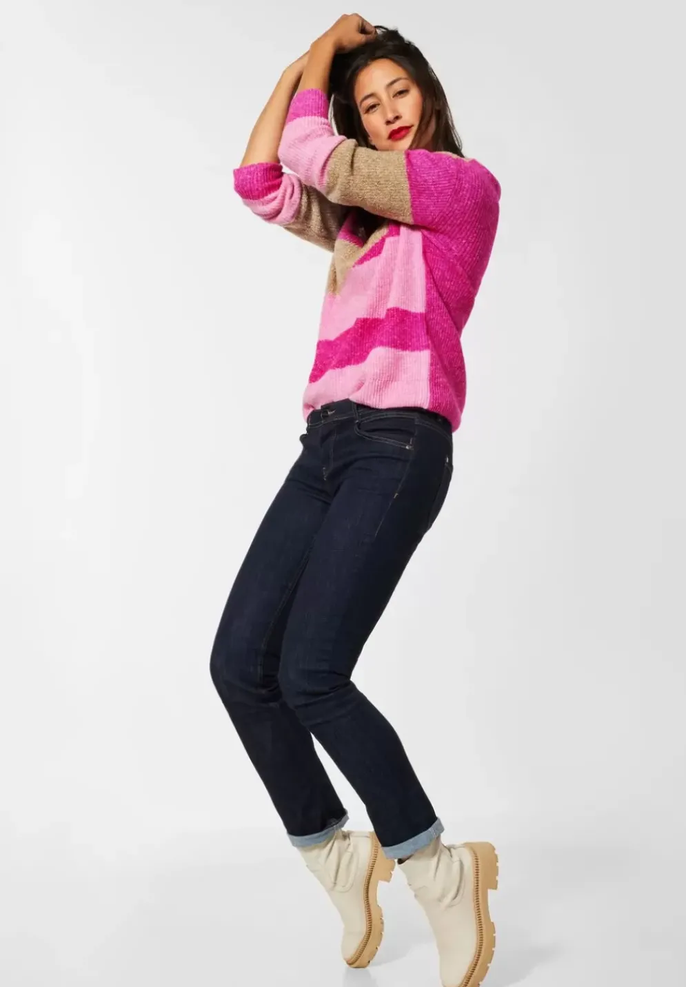 Pullover Mit Colourblock