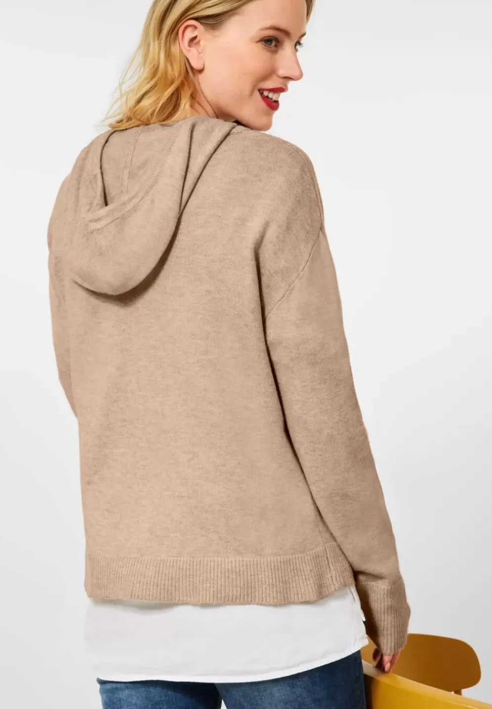 Pullover Mit Kapuzendetail