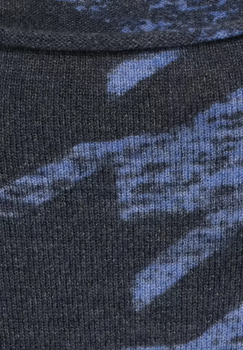Pullover Mit Muster