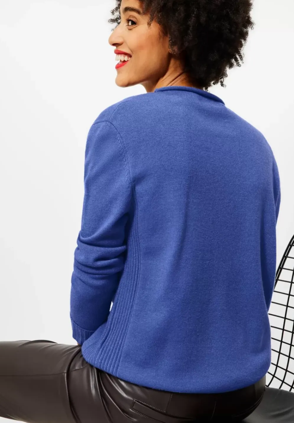 Pullover Mit Stehkragen