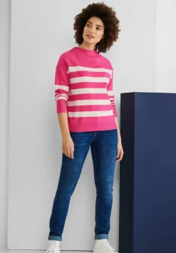 Pullover Mit Stehkragen