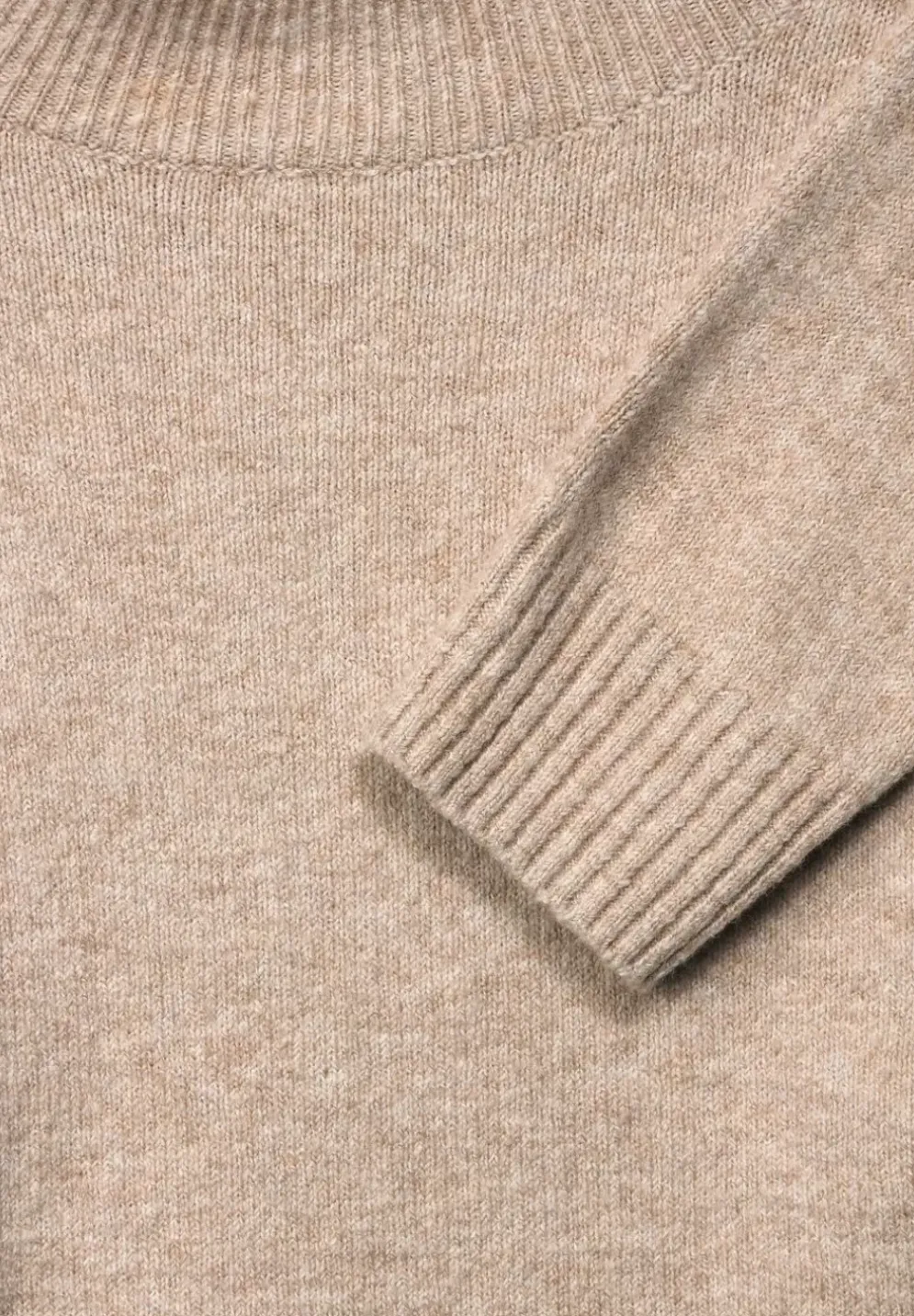 Pullover Mit Stehkragen