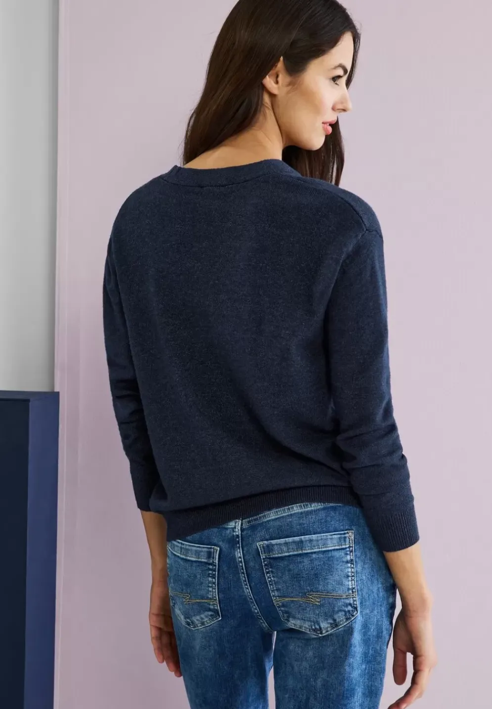 Pullover Mit V-Ausschnitt