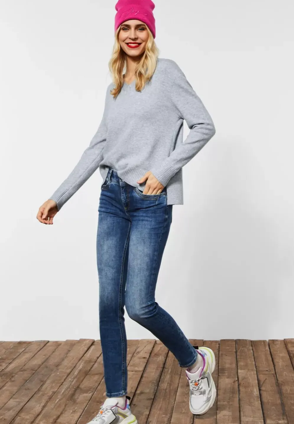 Pullover Mit V-Ausschnitt