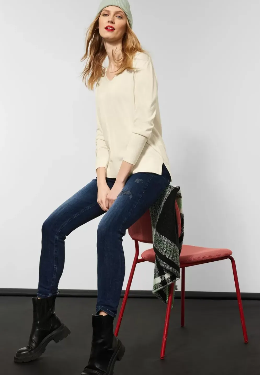 Pullover Mit V-Ausschnitt