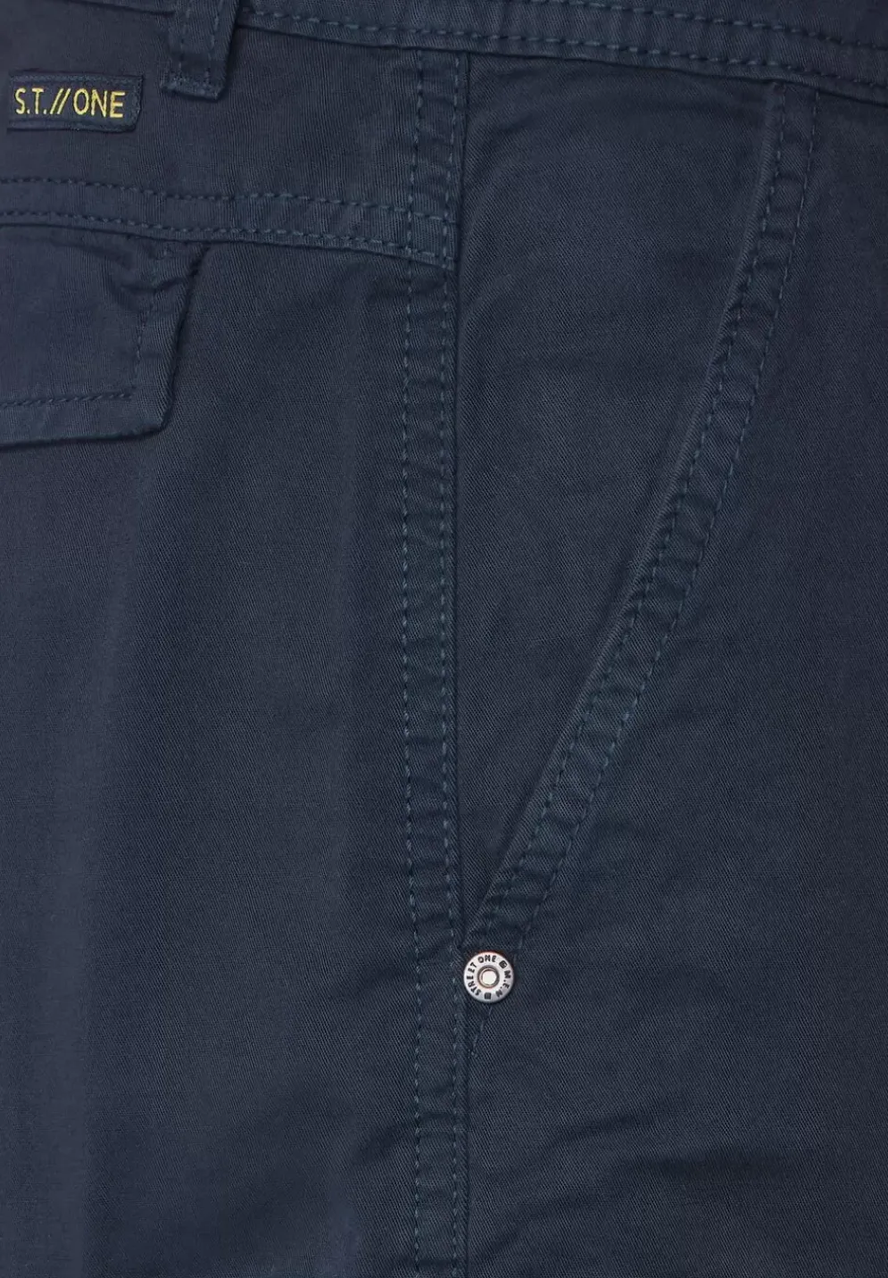 Regular Fit Cargo Bermuda