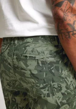 Relaxed Fit Print Shorts