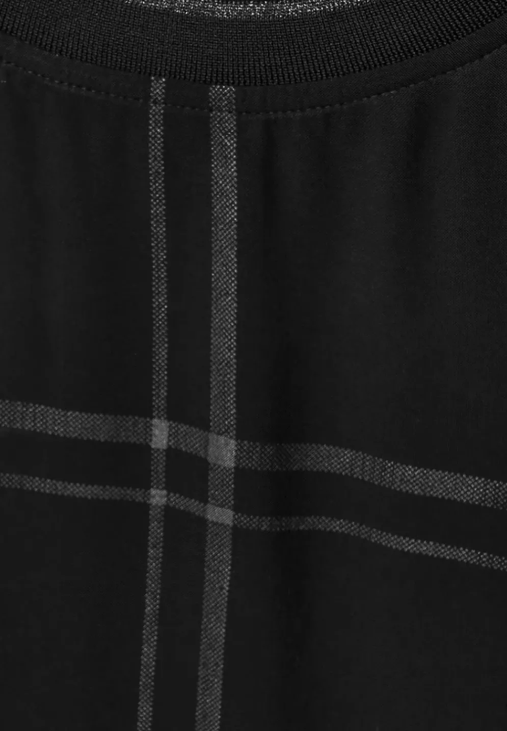Rundhalsbluse Mit Coating