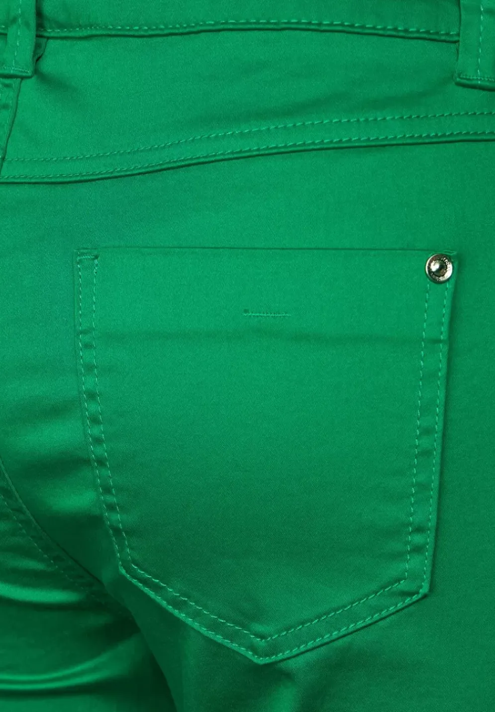 Satinierte Casual Fit Hose