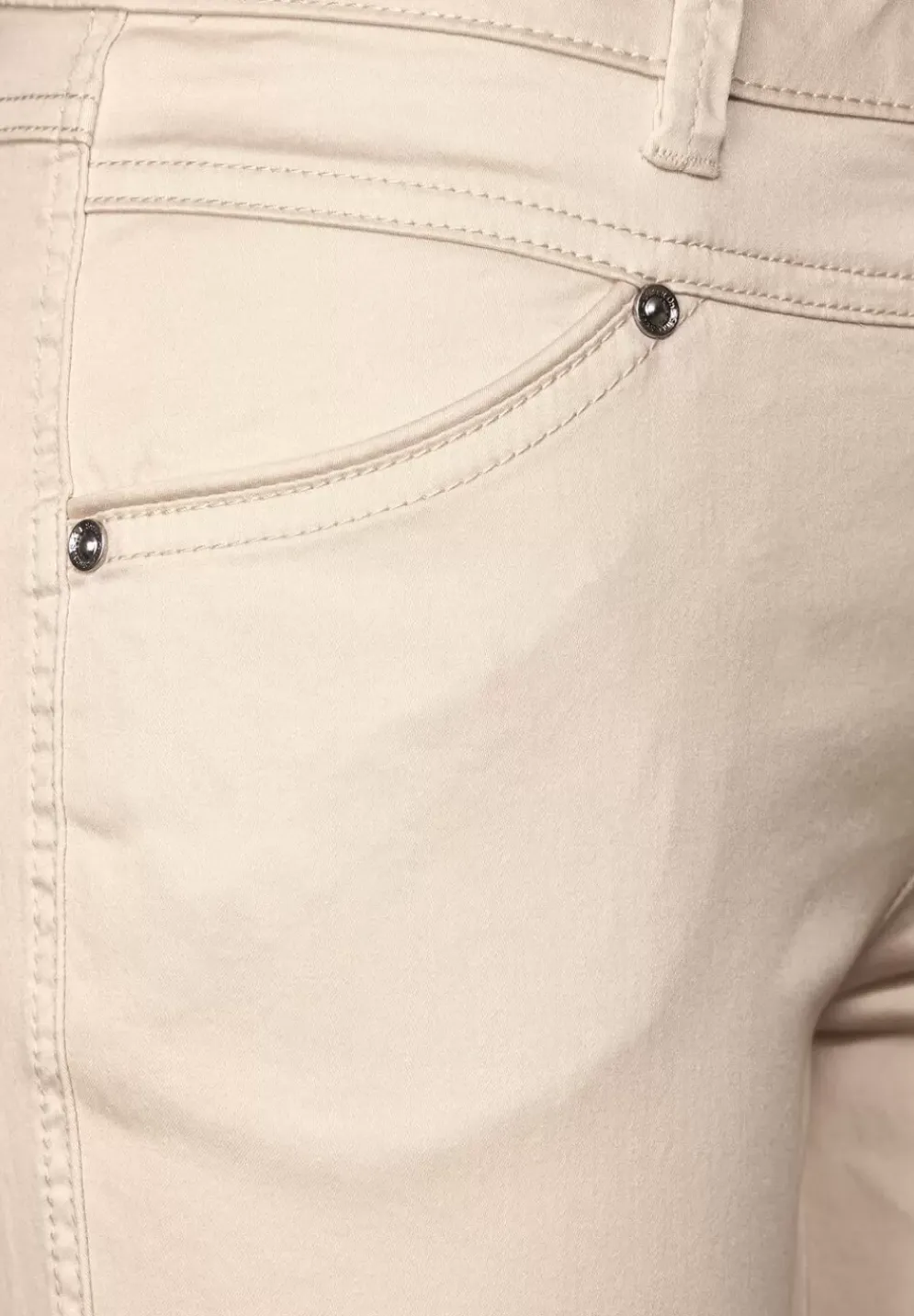 Satinierte Casual Fit Hose