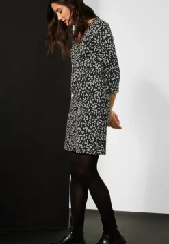 Shiny Jacquardkleid