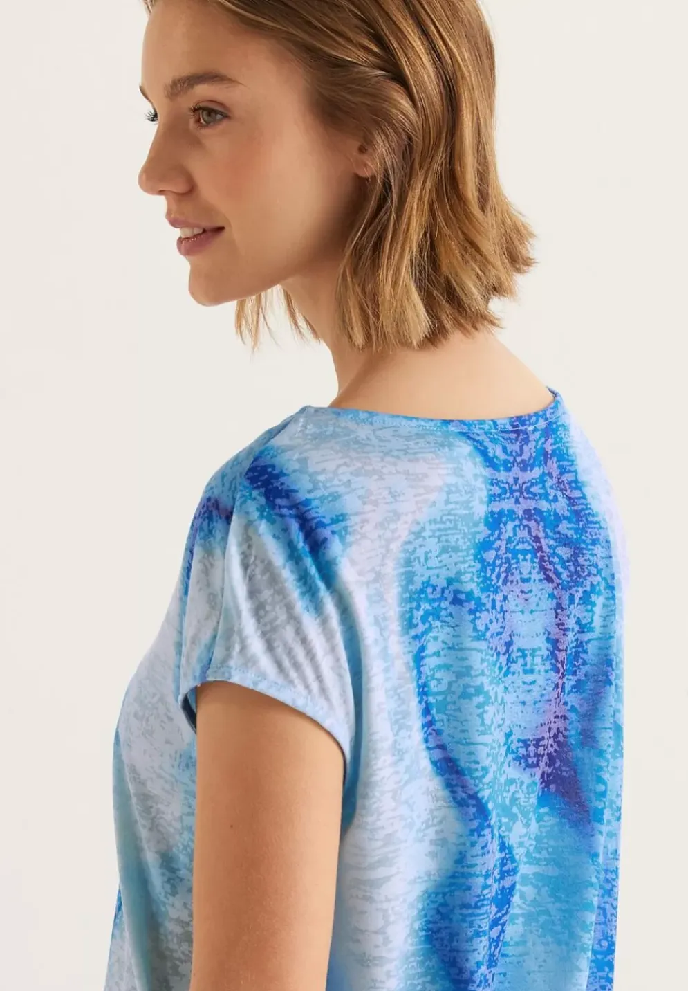 Shirt Im Batiklook