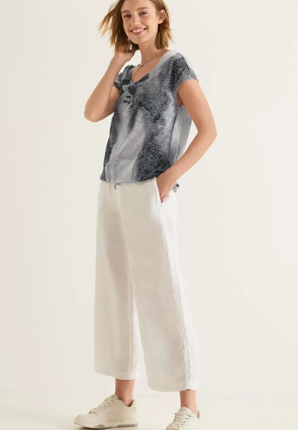 Shirt Im Batiklook