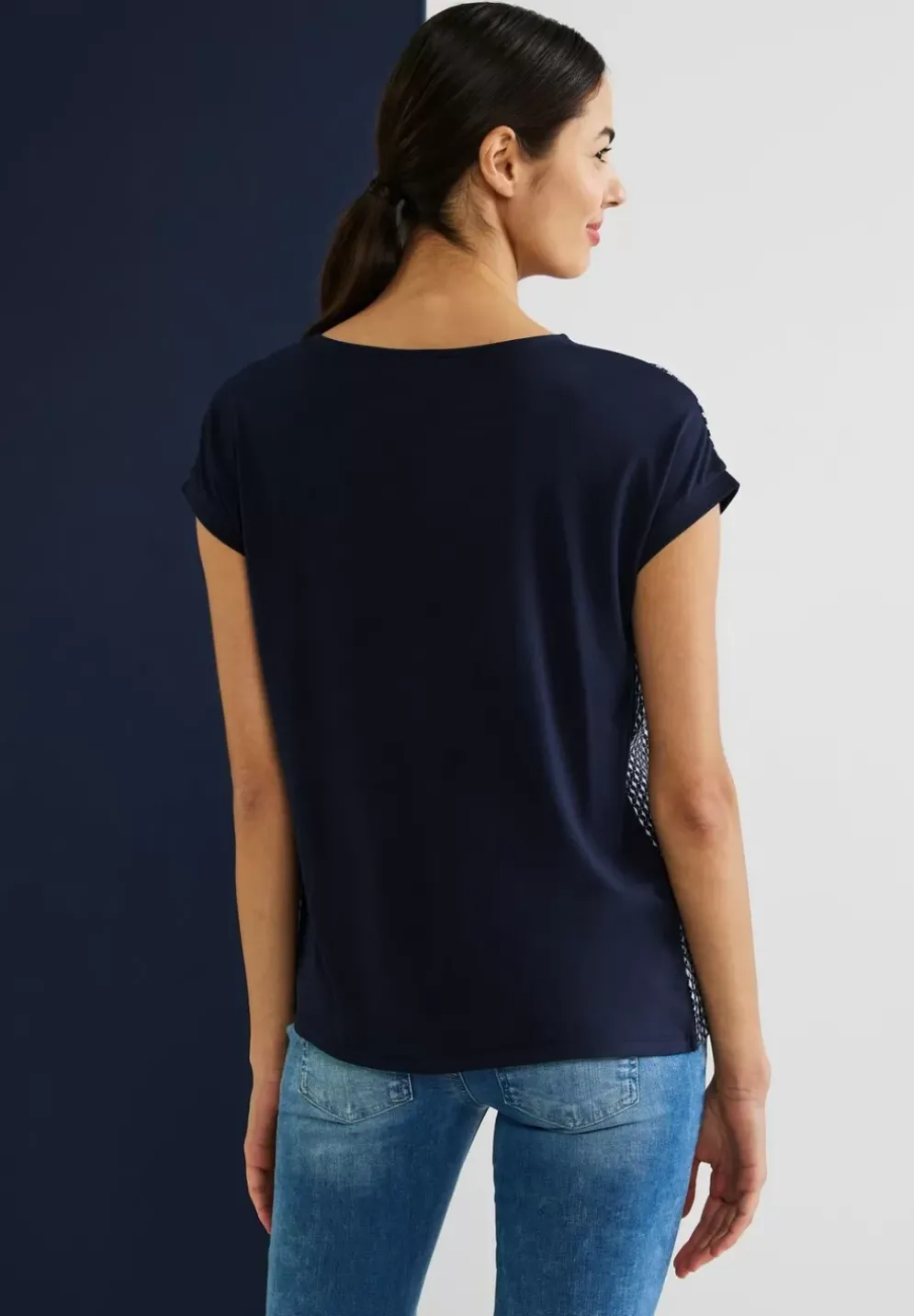 Shirt Im Materialmix
