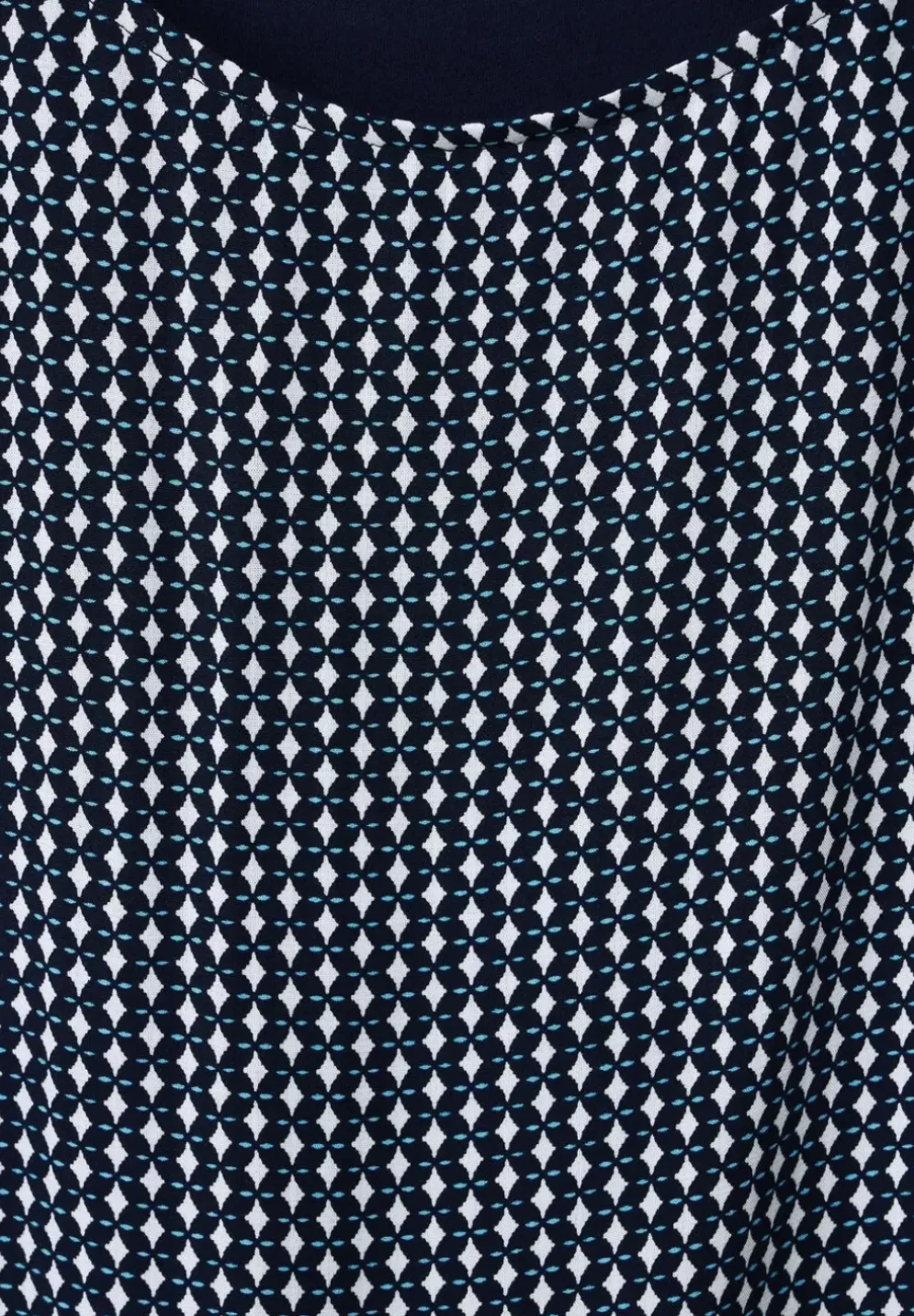 Shirt Im Materialmix