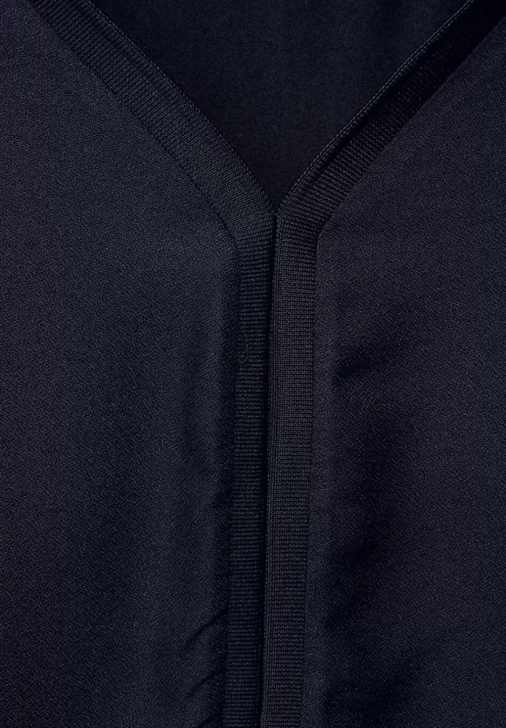 Shirt Im Materialmix