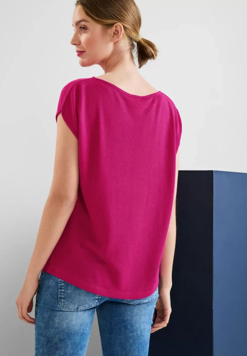 Shirt In Leichtem Strick