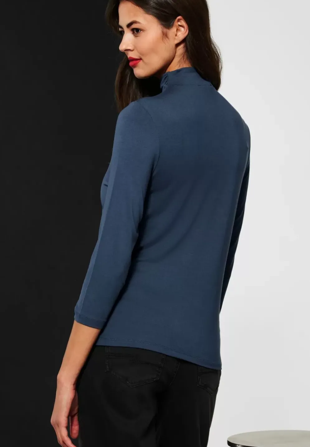 Shirt Mit Gerafftem Kragen