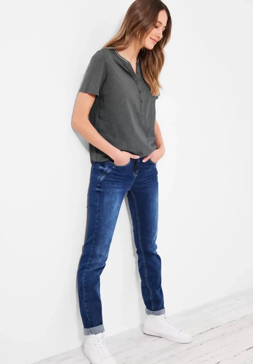 Shirt Mit Kurzer Knopfleiste